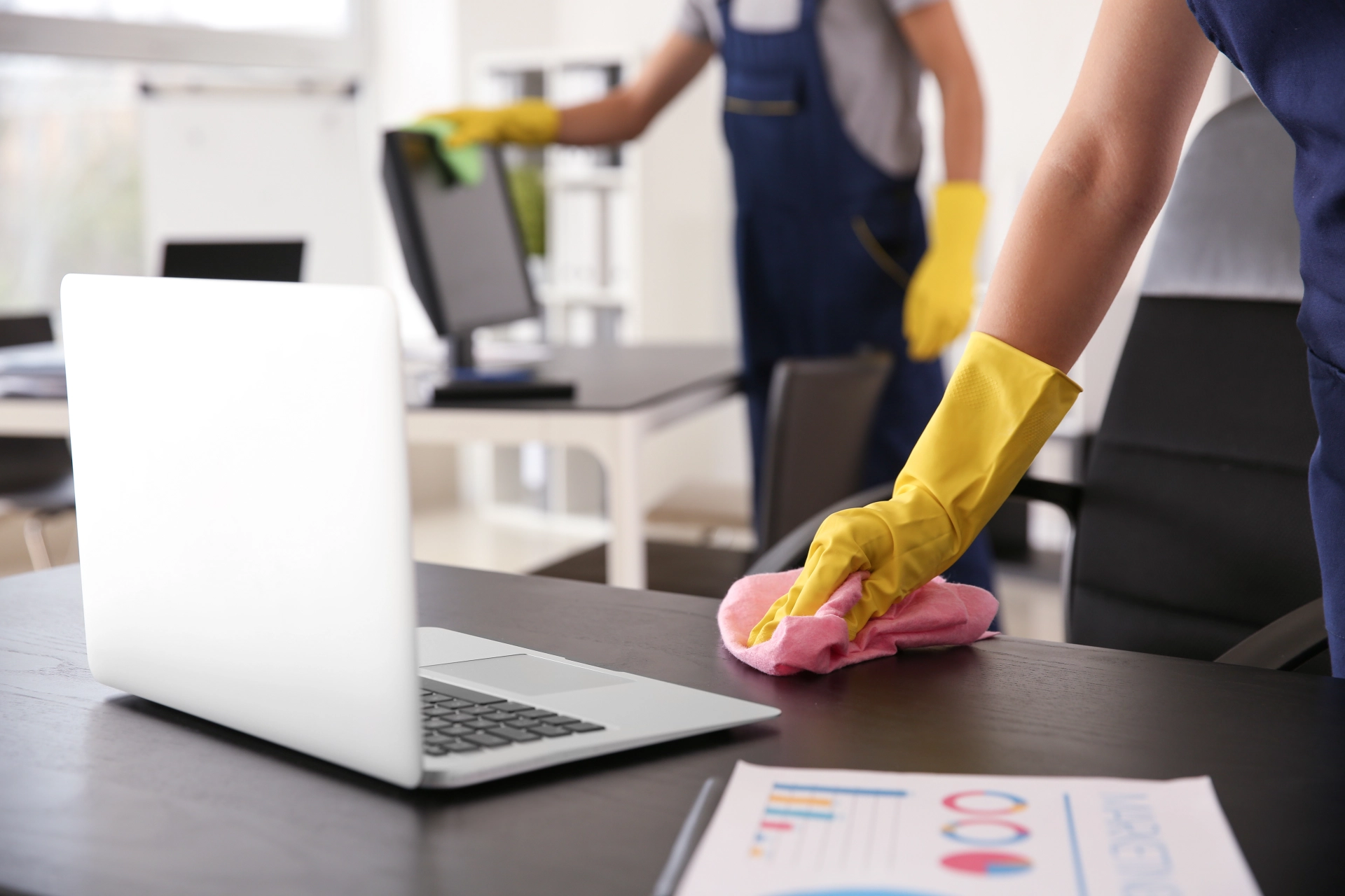 Sorting Spring Cleaning Signs Spring Cleaning Signs: 5 Indicators Your Office Needs A Deep Clean ...